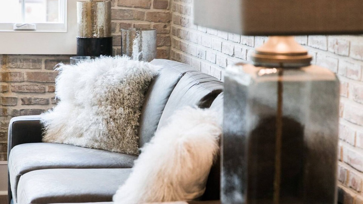 Central Business District Hotel | Prime CBD Location: Historic New Orleans Charm + Modern Comfort