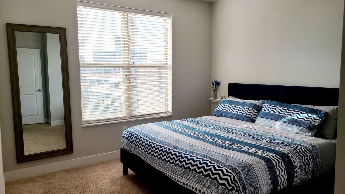 Midtown Apartment | Prime CWE Area w/Lux Amenities and King Bed (304)
