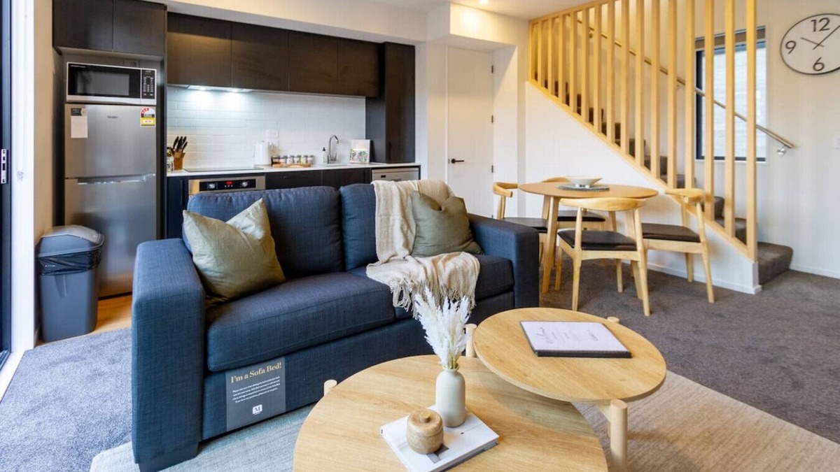 Christchurch House | Prime Family 4 Bedroom Retreat Near Stadium and Cafe