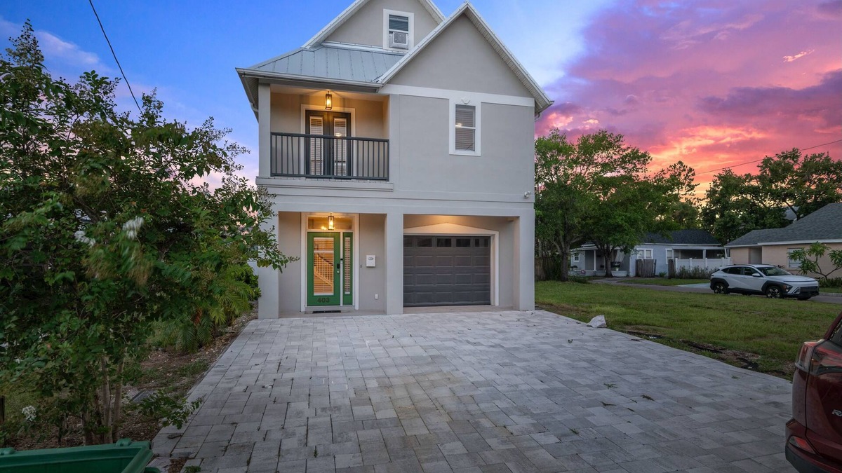 Hyde Park House | Prime Hyde Park Stay - 4 Min to Beach & Fun Games!