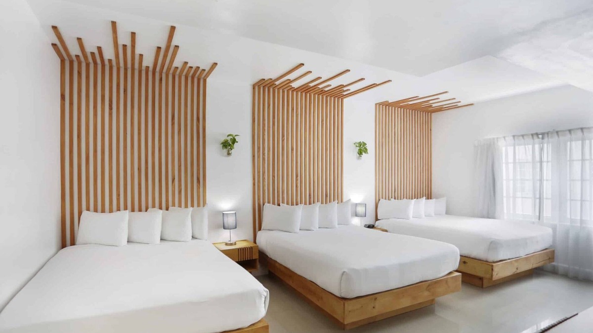 City Center Hotel | Prime Location! 2 Comfortable Units, Garden, Short Drive to Lincoln Road