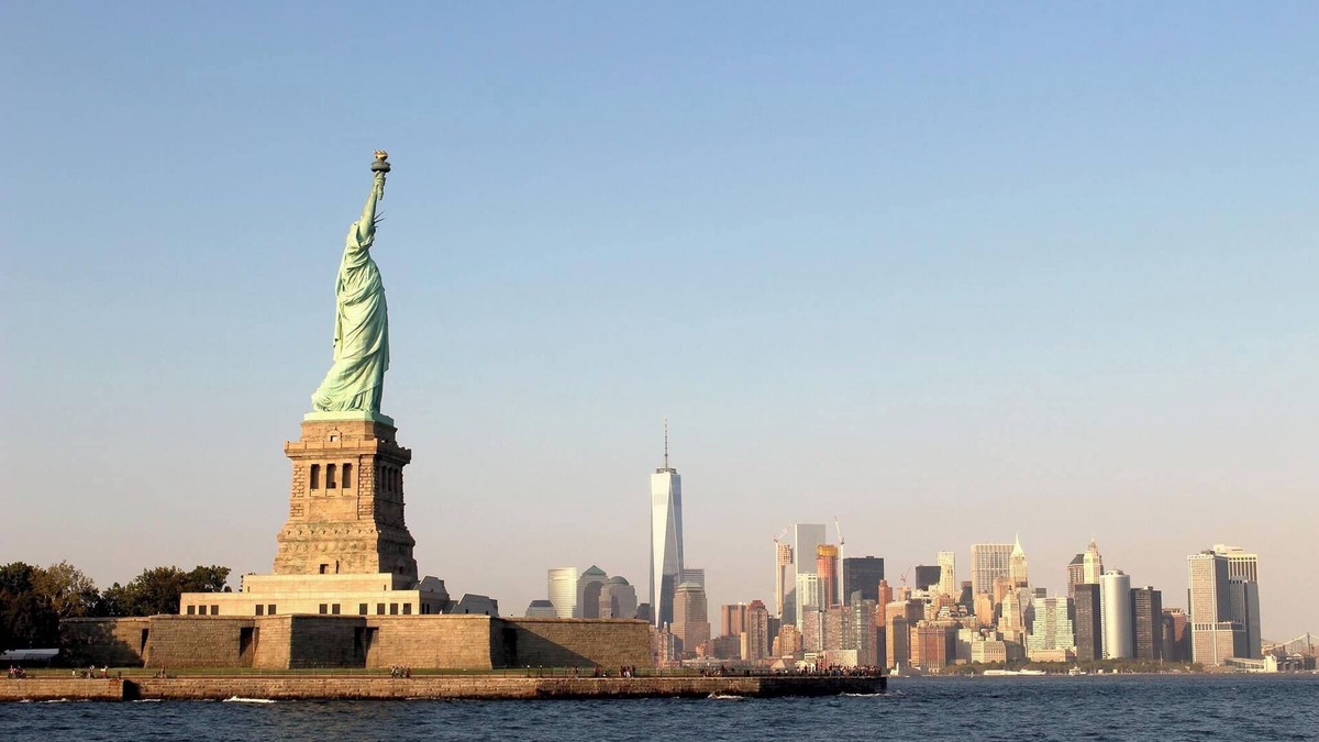 Koreatown Hotel | Prime Location! 2 Convenient Units, Pets Allowed, Minutes to Statue of Liberty!