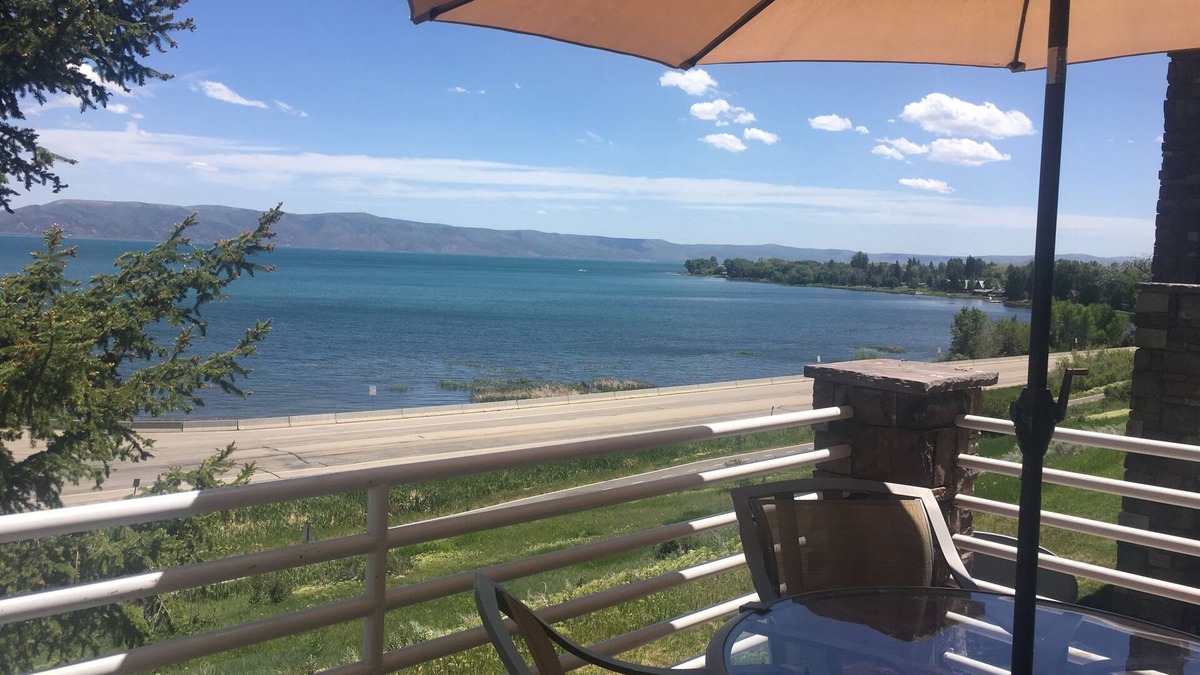 Harbor Village House | Prime location! 3 bedroom Gorgeous Bear Lake view