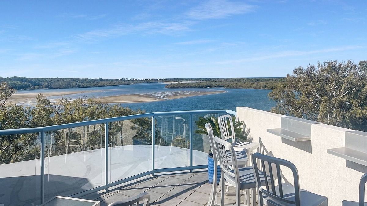 Maroochydore Apartment | Prime location along Maroochy River with excellent river views.