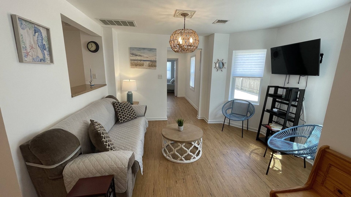 Ortley Beach House | Prime Location Close to Beach, Bay & Boardwalk. Beach Passes included!