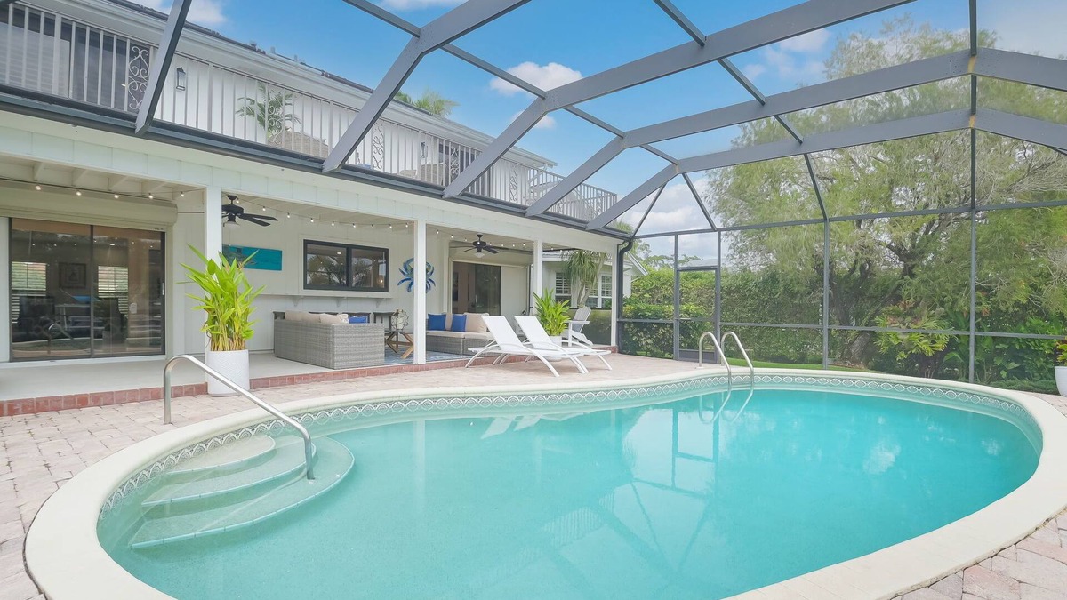 Royal Harbor House | Prime Location Close to Downtown Waterfront/Boatslip 3 Bedroom 3 Bath Pool Home