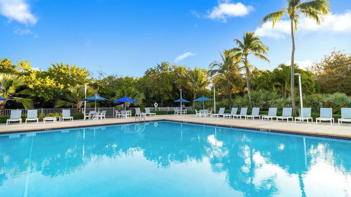 Tavernier Apartment | Prime Location for Your Next Beach Getaway! 2 Spacious View w/Amazing View