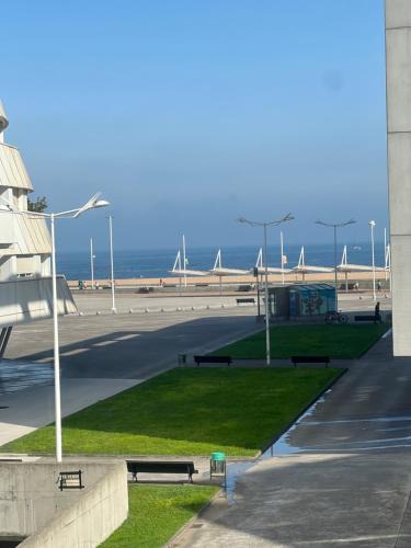 Distrito Oeste Apartment | Primera línea playa con parking