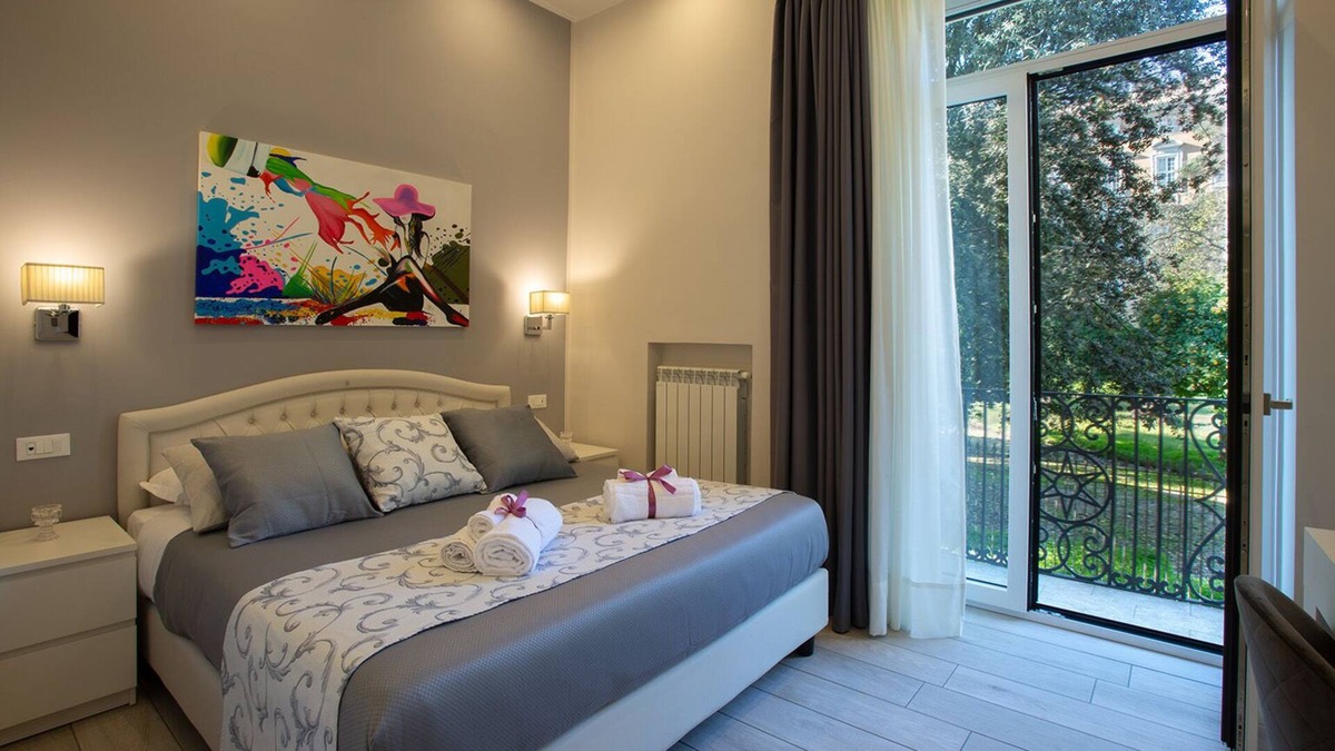 Centro Storico Bed & Breakfast | PRINCE HOME Royal Gardens B&B
