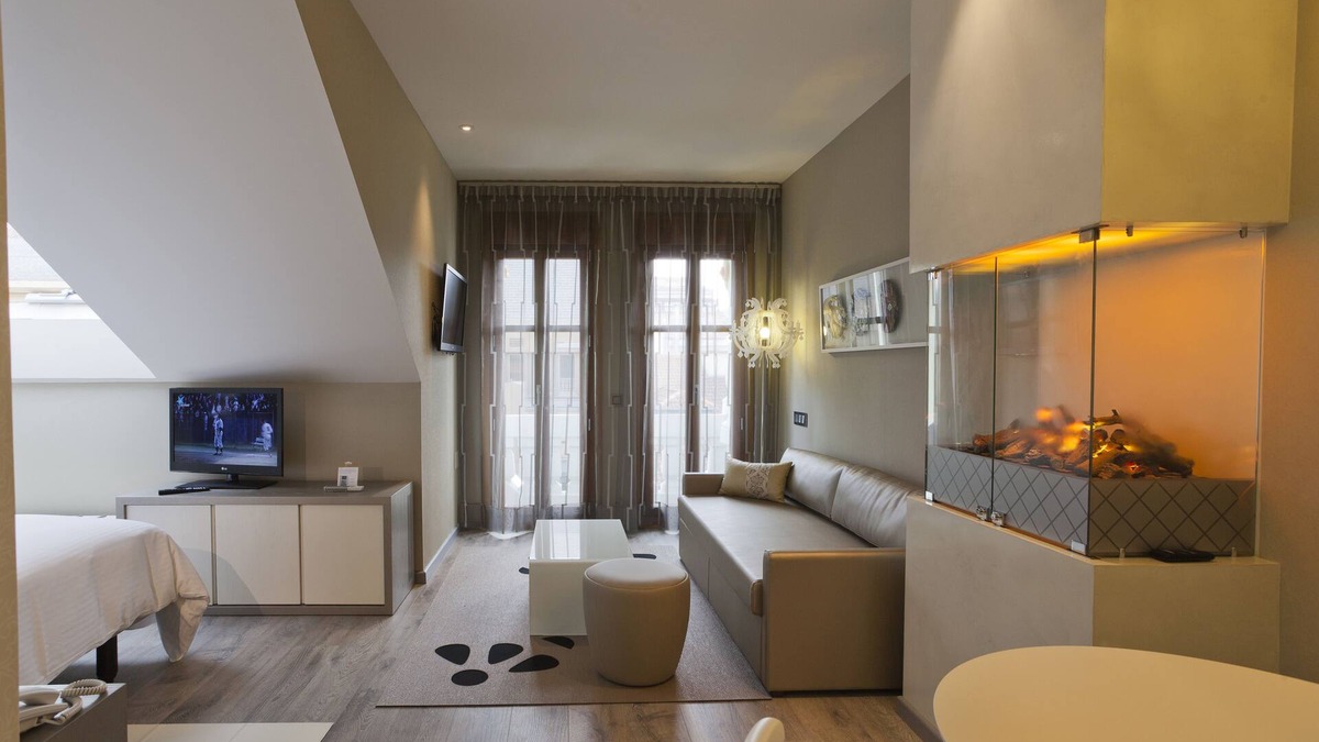 Oviedo City Centre Hotel | Princesa Munia Hotel & Spa
