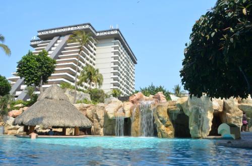 Puerto Marques Hotel | Princess Mundo Imperial Riviera Diamante Acapulco All Inclusive