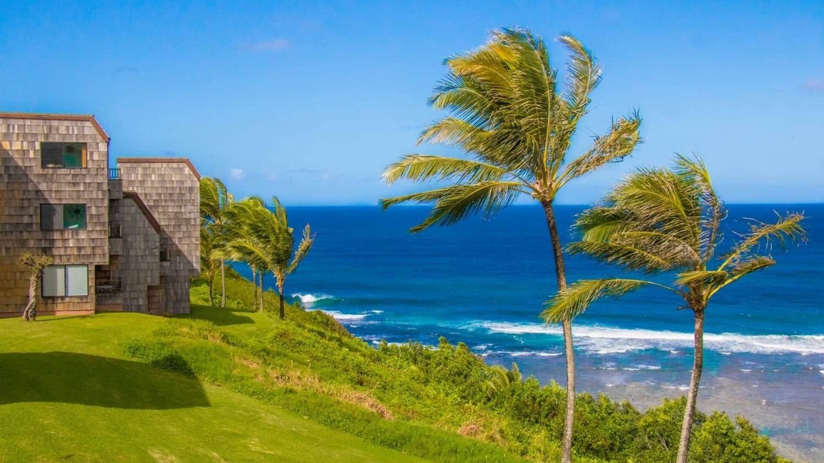 Princeville Condo | Princeville oceanfront 6 bedrooms! Breathing ocean views!