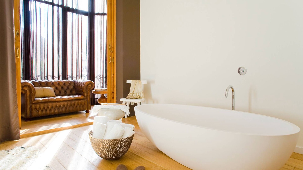 Eixample Apartment | Principal - Luxury 2 Bed. 3 Bath Apt + Terrace