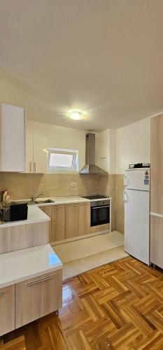 Lazi Apartment | PriSMi