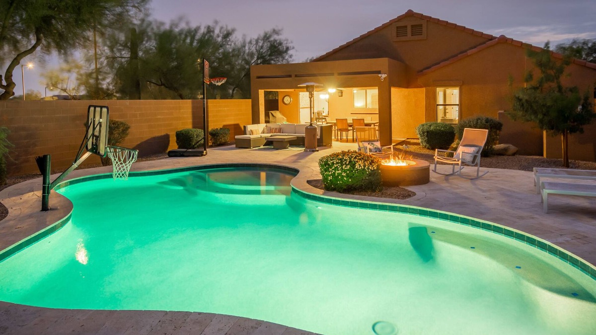 Desert Ridge House | Pristine Desert Ridge home with a pool & backyard oasis - dog-friendly