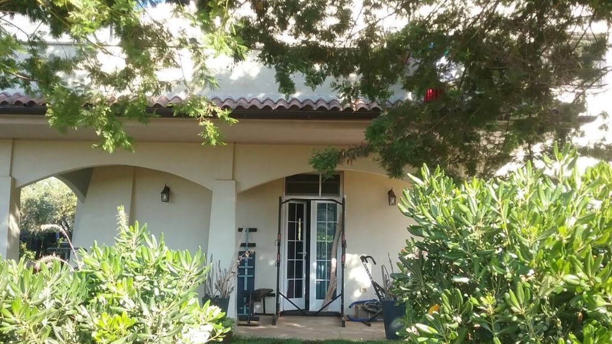 Pian di Rocca House | Private villa with 4000 square meters of greenery and swimming pool