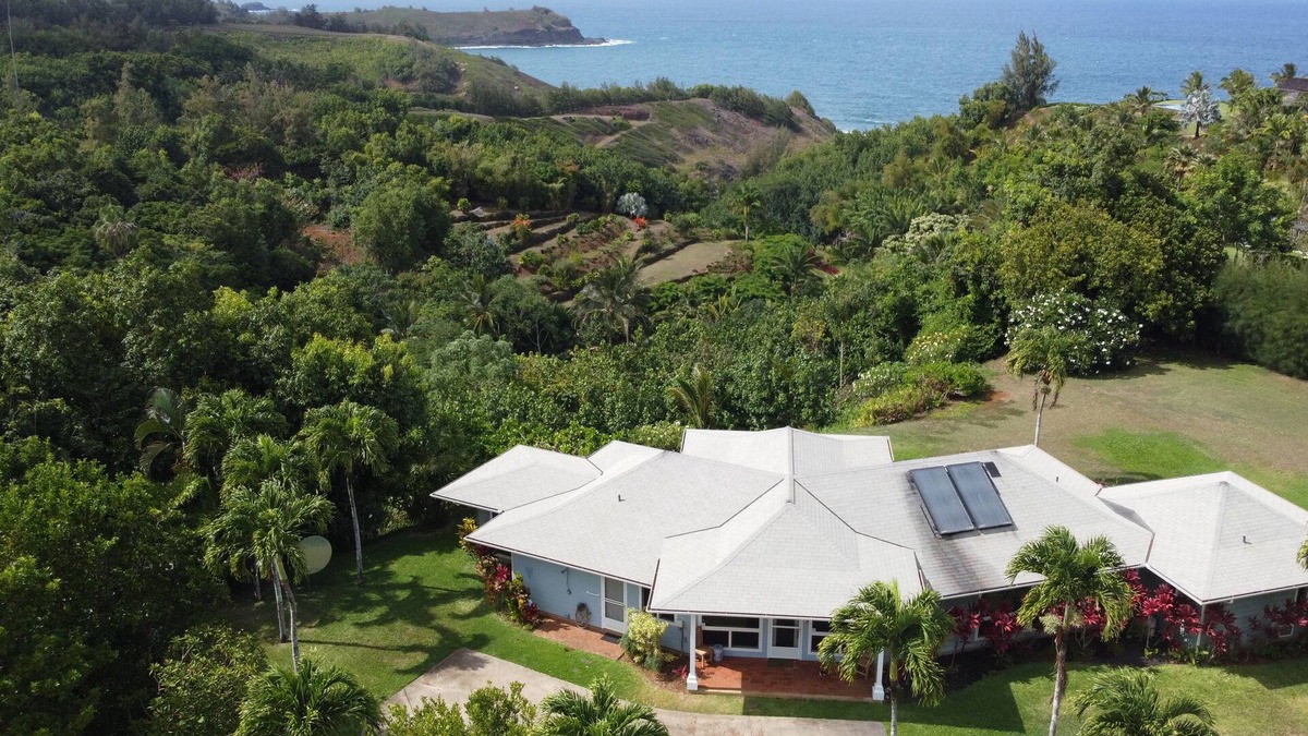 Kilauea House | Privacy, Beach, Hot Tub and Ocean Views. TVNC#4284