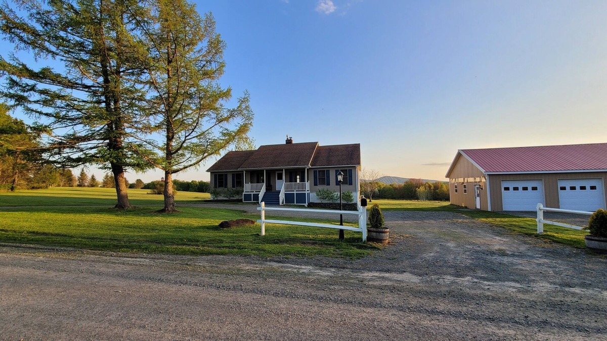 Union Dale House | Privacy & Outdoor Fun on 13 Breathtaking Acres