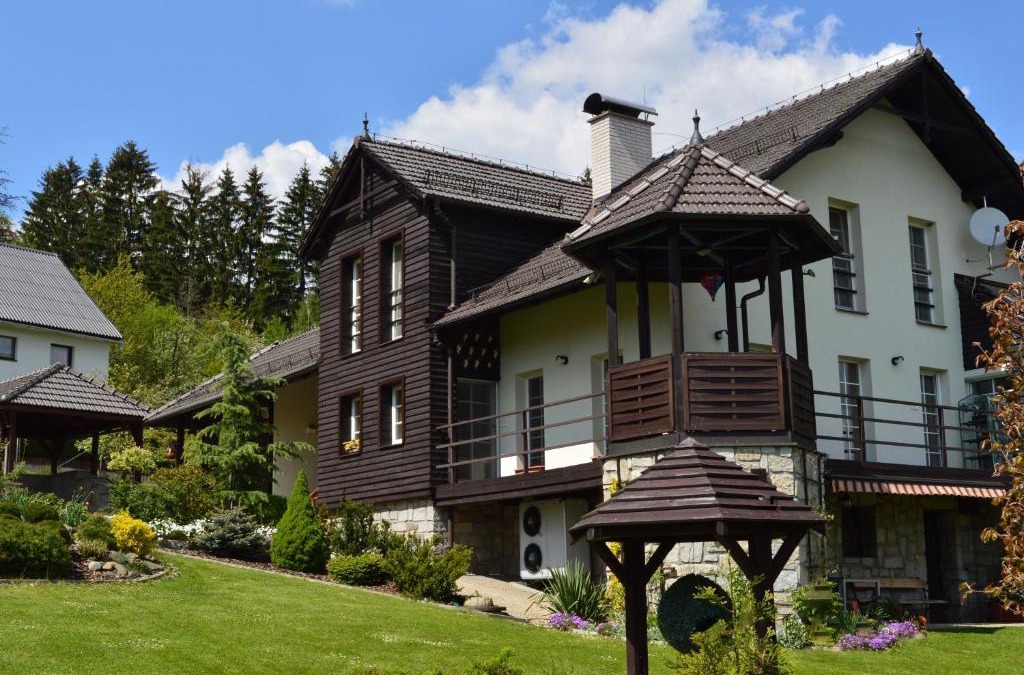 Velke Losiny House | Privat Pod Skalkou