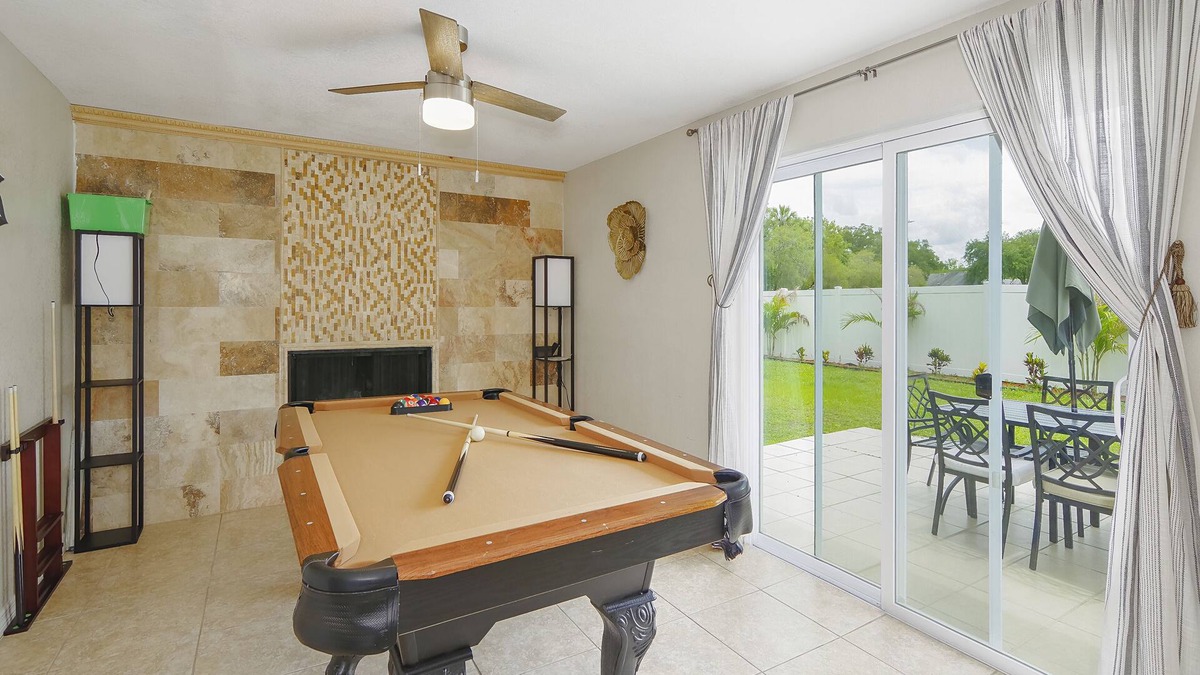 Greater Northdale House | Private 2 Story Corner Home - Games Room - Spacious