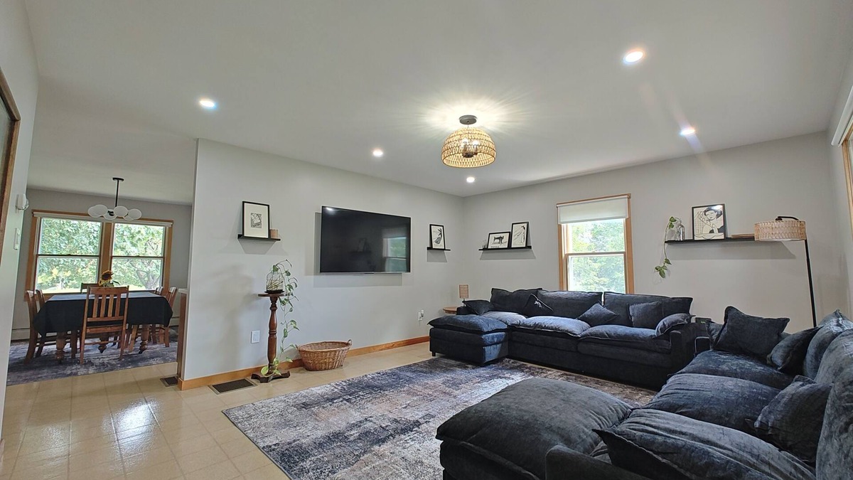 Shippensburg House | Private 3-bedroom, 2-bath House with Large Yard in Shippensburg