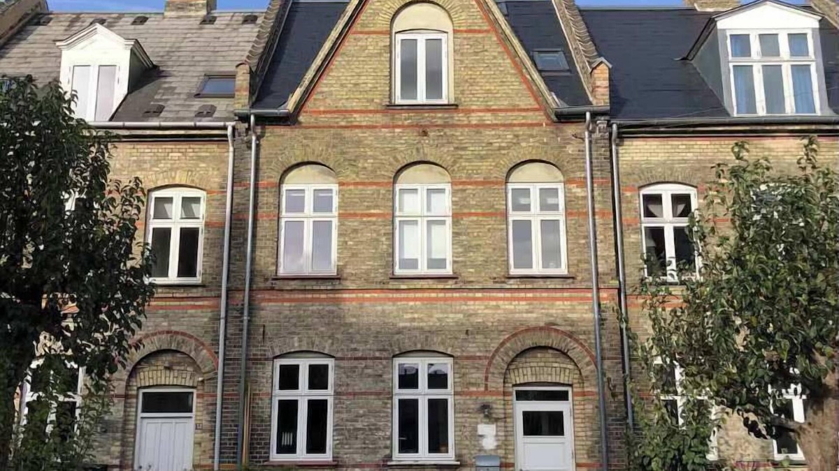 Vesterbro Apartment | Private 3-Story House - In iconic "Carlsberg Byen"
