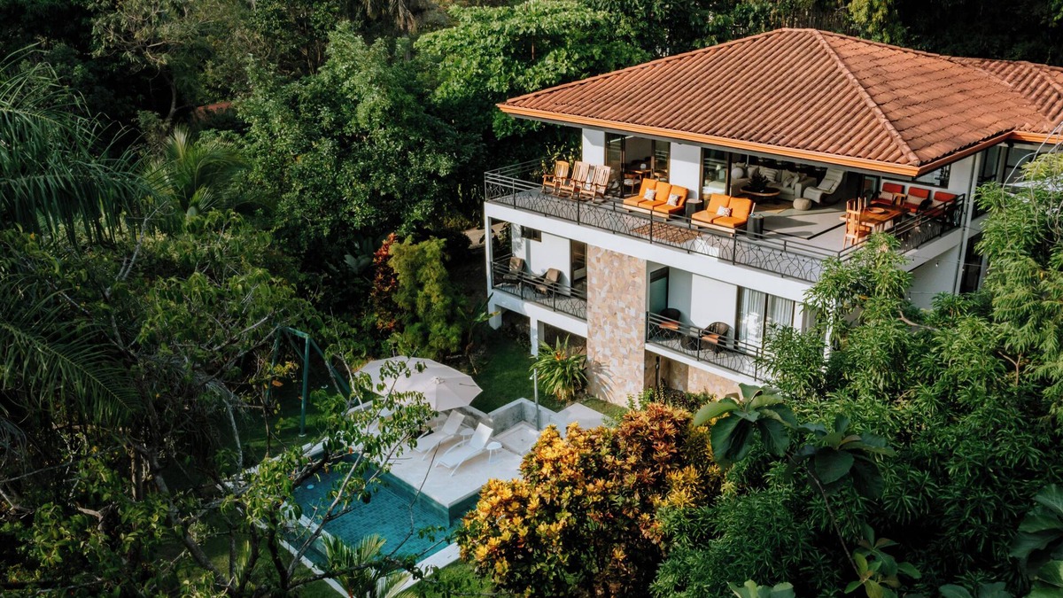 Valle Pura Vida House | Private 3Bdrm 3.5Ba Jungle Home w/Pool near Manuel Antonio