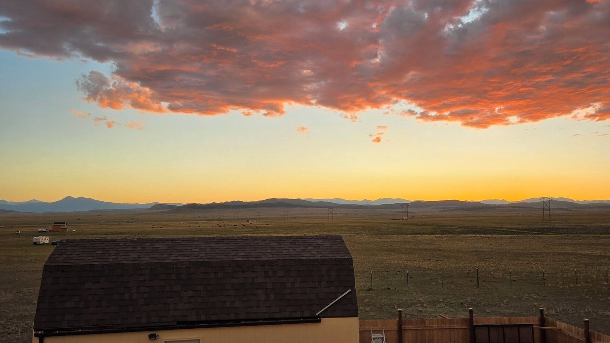 Hartsel Cabin | Private 5 Acre Off-Grid Cabin: 360° Views & Mountain Sunset Retreat