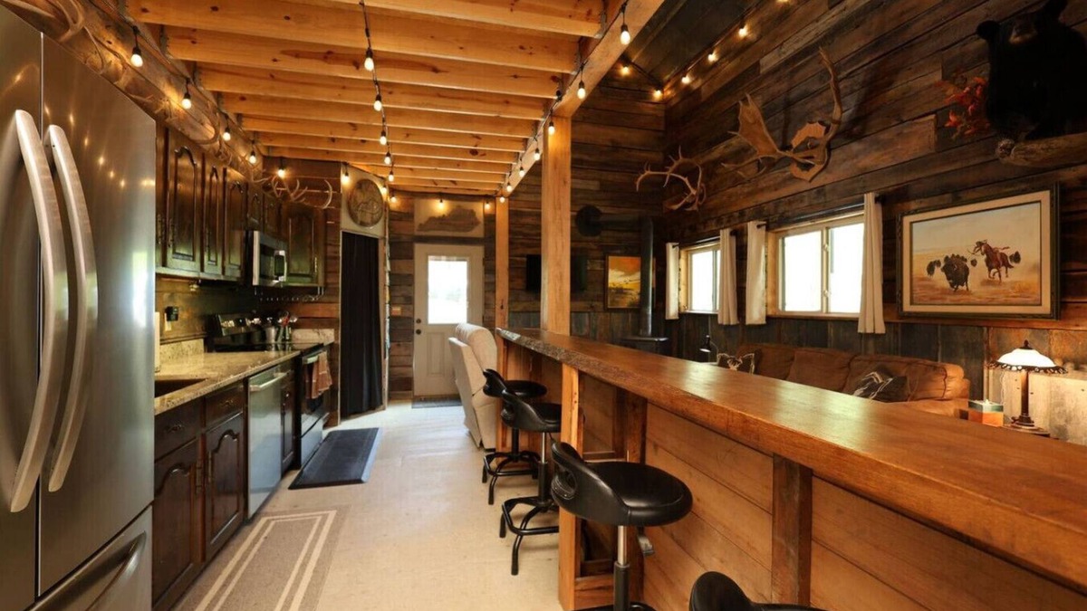 Campton Apartment | Private 600 Acres | Wifi | Hot Tub | Wolf Pen
