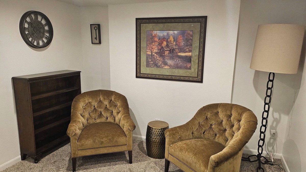 Littleton House | Private And Comfortable Home With Lots Of STORAGE For Your Long Term Stay!