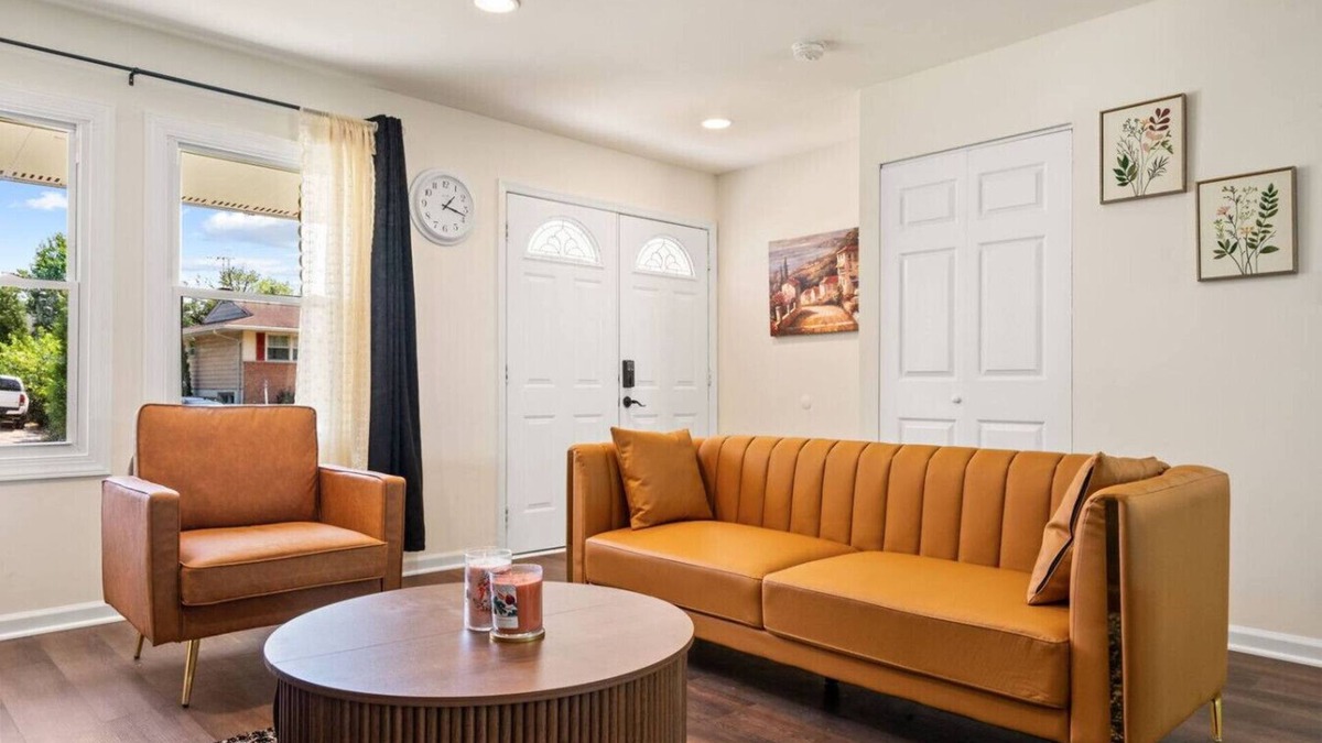 Sterling House | Private and Cozy 3 BEDR+2 BTH Single Fam Home