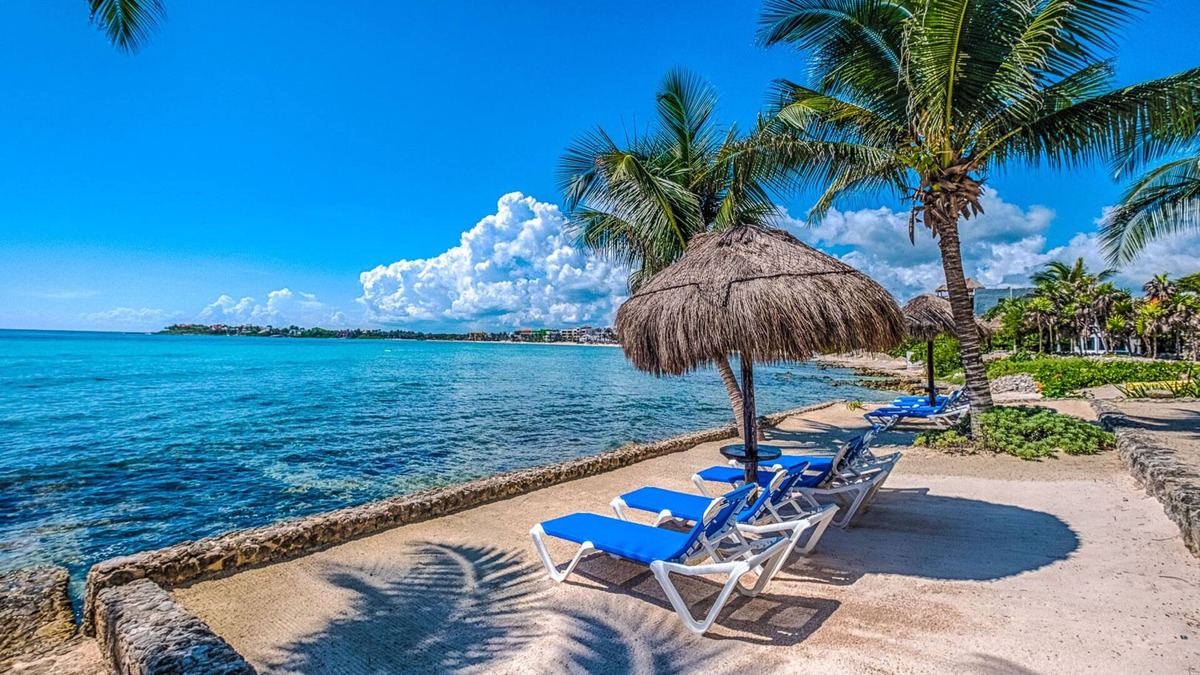 Akumal Condo | Private and serene 3 bedroom townhome located on north end of Half Moon Bay!