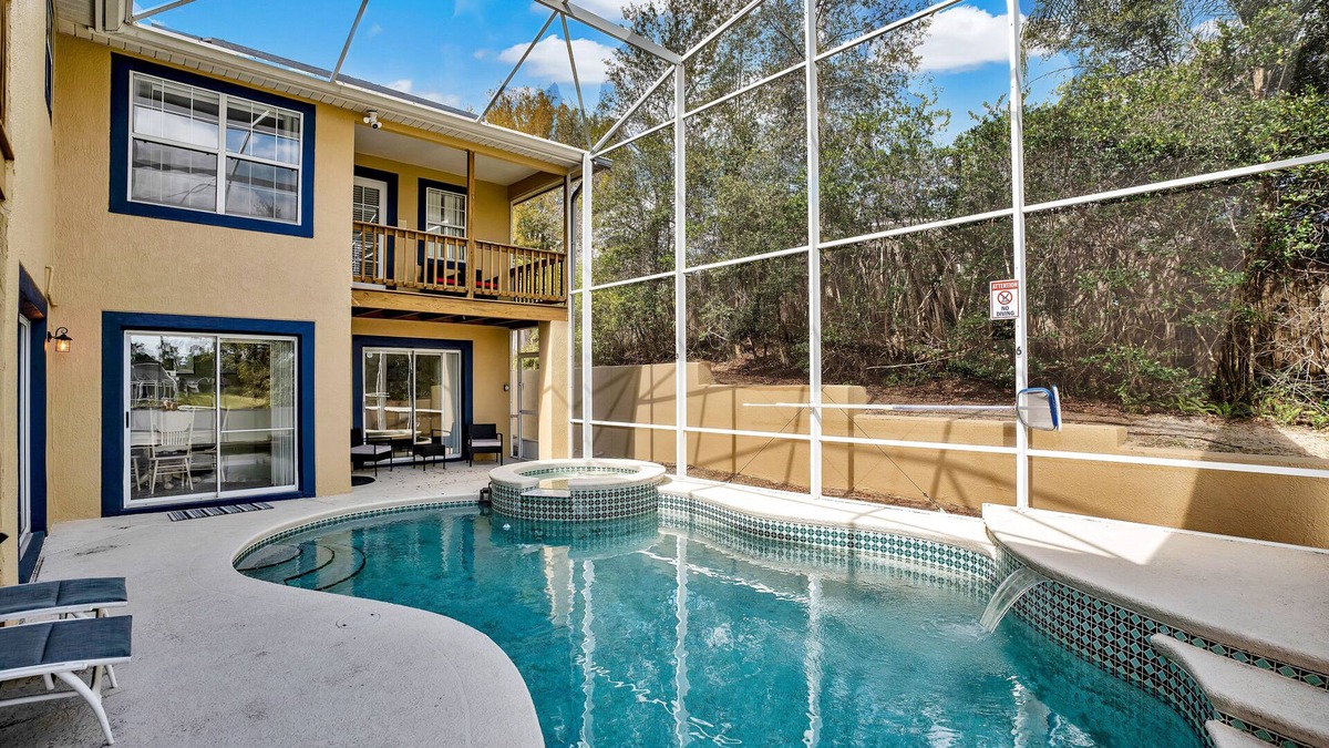 Lindfields House | Private and Spacious Oasis with a Heated Pool and Spa, Three Turns from Disney