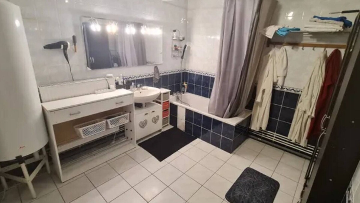 Asnieres-sur-Seine Apartment | Private apartment, comfort and cheerfulness