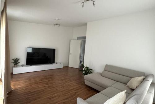 Kirchrode-Bemerode-Wulferode Apartment | Private Apartment