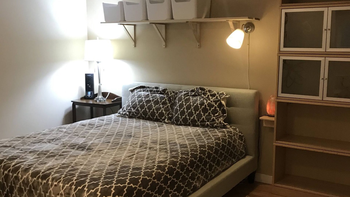Rochester Apartment | Private apartment for two, very central location