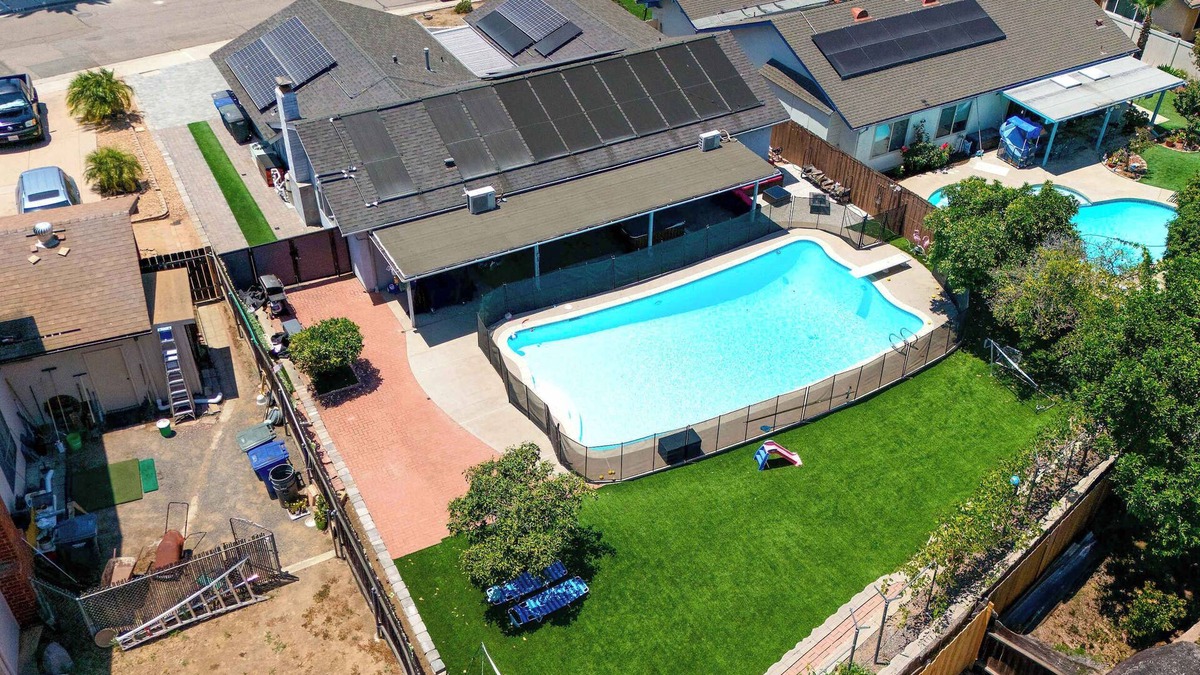 El Cajon House | Private Backyard Oasis w/Pool, Hot Tub & 2 Grills