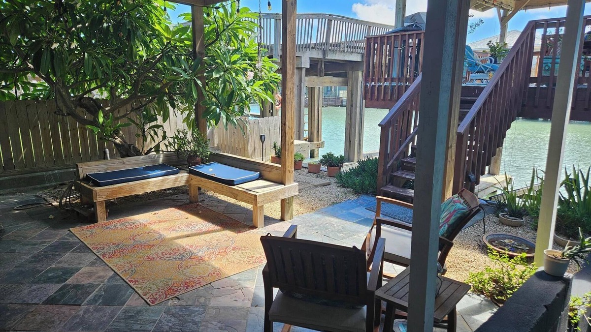 Port Isabel House | Private Bayside house with Boat Docks 3-bedroom 2 bath, AC in Port Isabel.