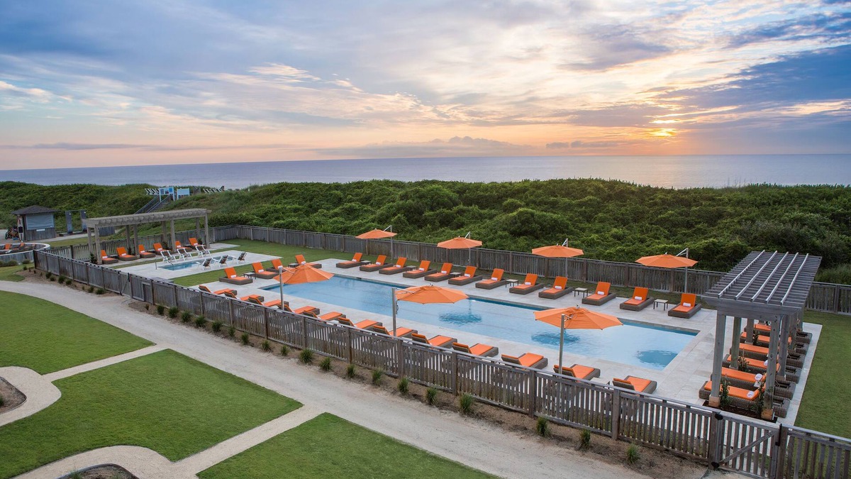 Duck House | Private Beach Access | Access to 2 Pools + more