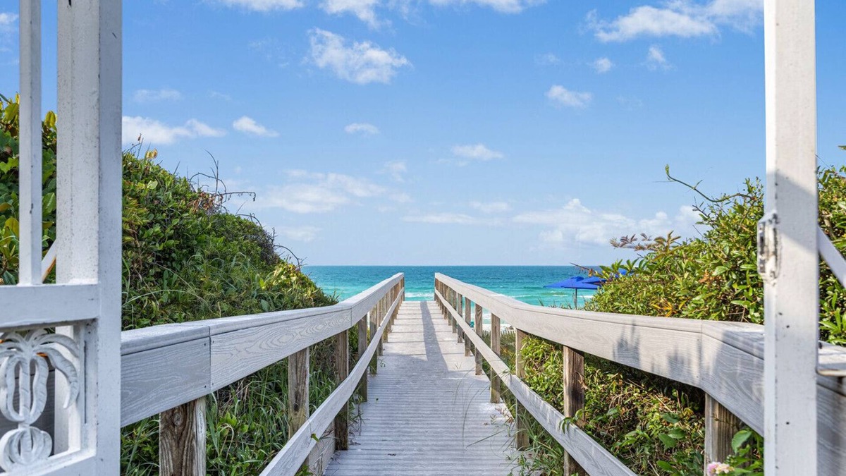 Seaspray House | Private Beach, Bikes, Pool, Etc.