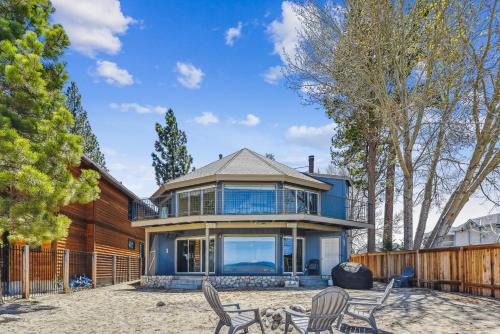Bijou Park House | Private Beach, Close To Everything