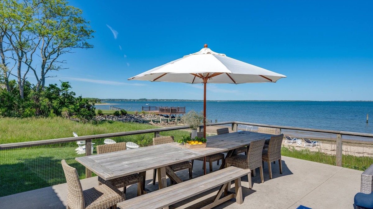 Hampton Bays House | Private Beach front Home