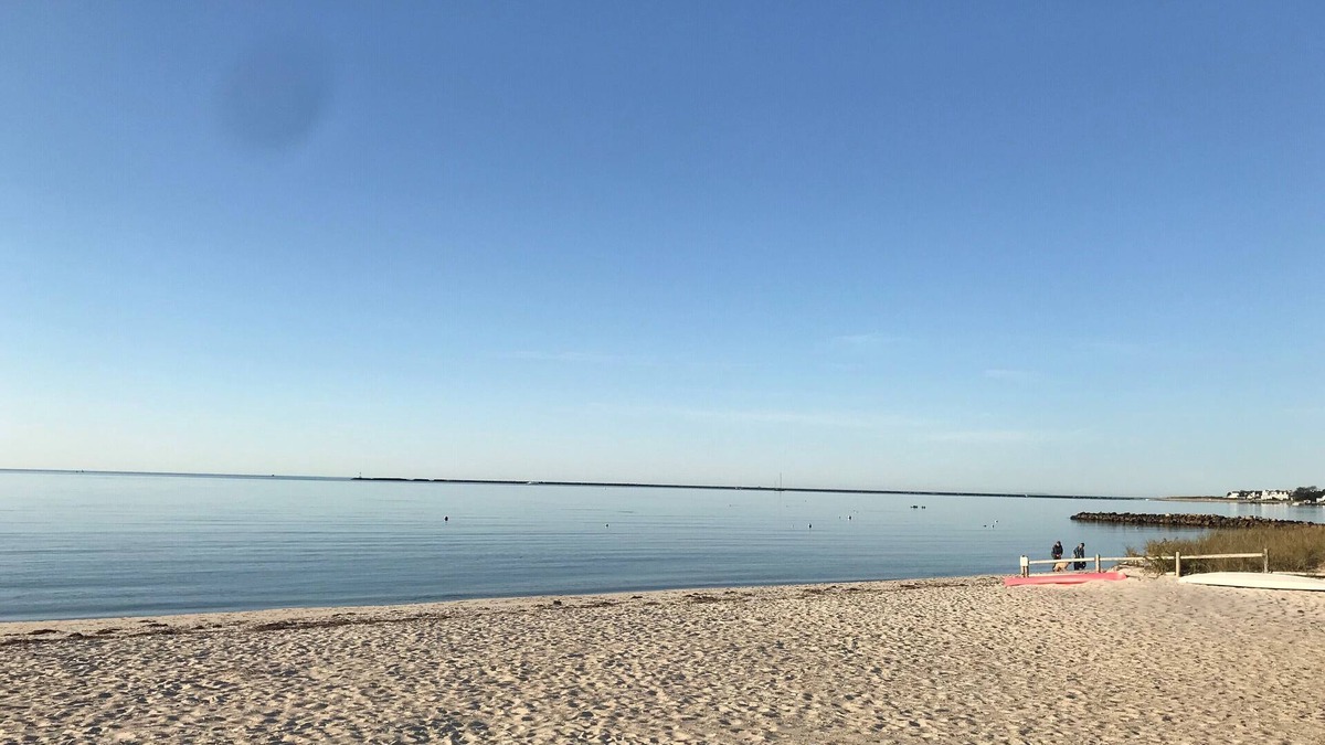 Hyannis House | Private Beach on Nantucket Sound - Walk to Beach, Town, Harbor!