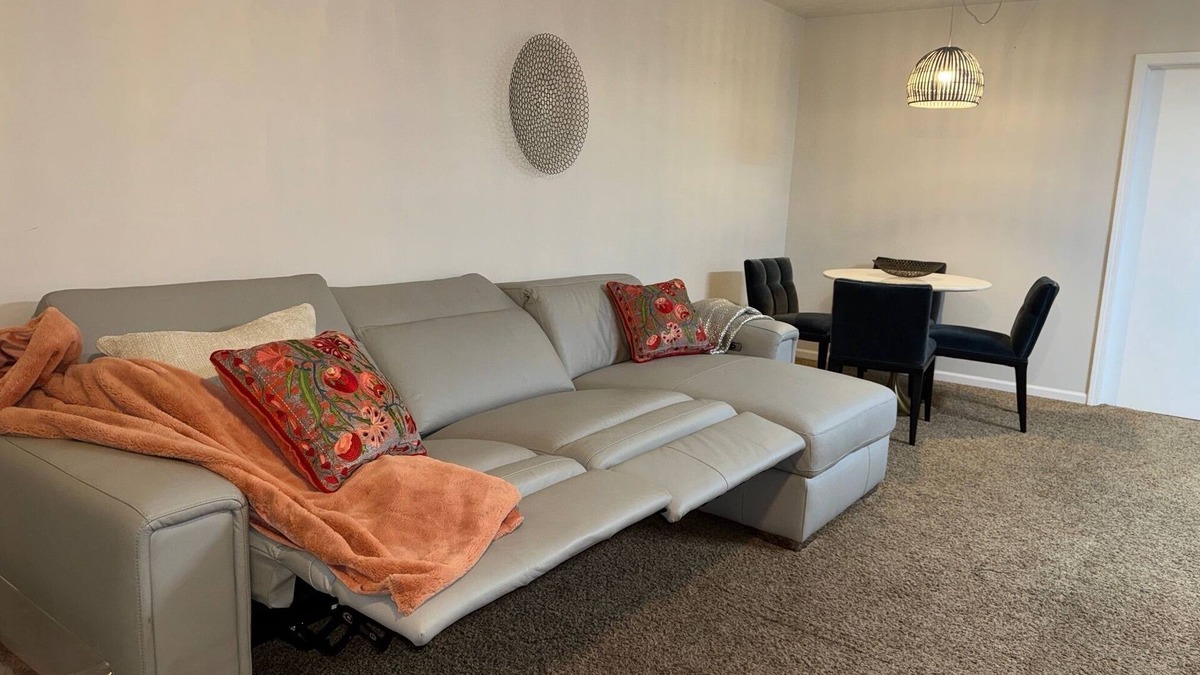 Onekama Apartment | Private beachfront 1BR apt with sofa bed in Onekama