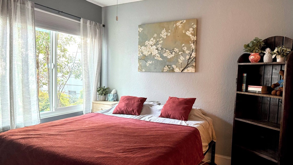 Grand Terrace House | Private Bed and Bath in peaceful townhome near Loma Linda University