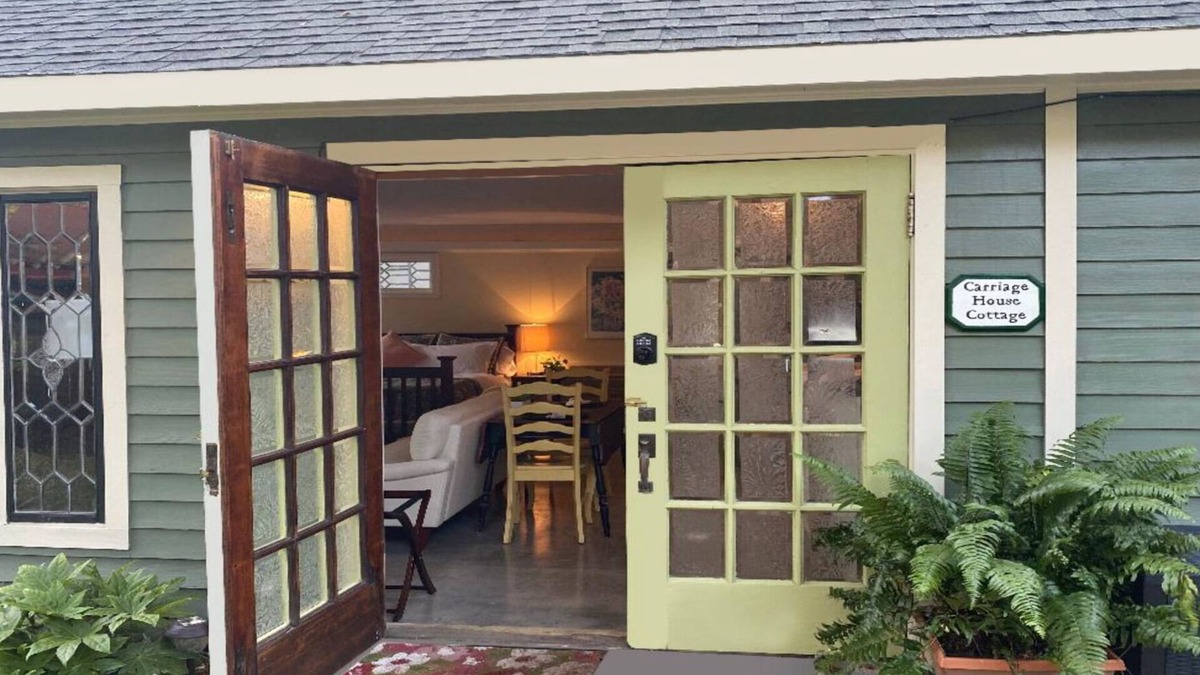 Downtown Little Rock Cabin | Private Cottage in Historic Downtown