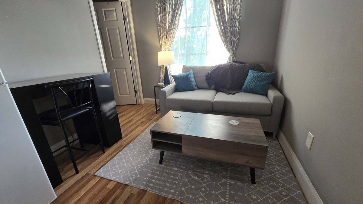 Greater Belhaven Apartment | Private Cottage Pad - Weekly or Monthly