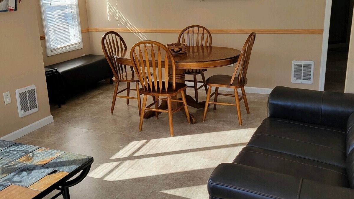 Ortley Beach Cottage | Private cottage set back just one block to beach
