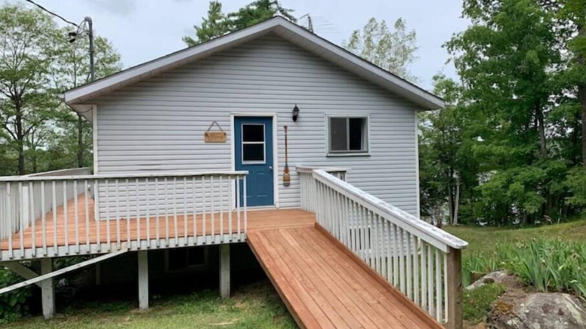Tay Valley Cottage | Private Cottage with a beautiful view!