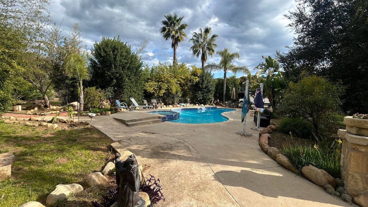 Ojai House | PRIVATE COUNTRY MANOR MOUNTAIN VIEWS A MUST-SEE